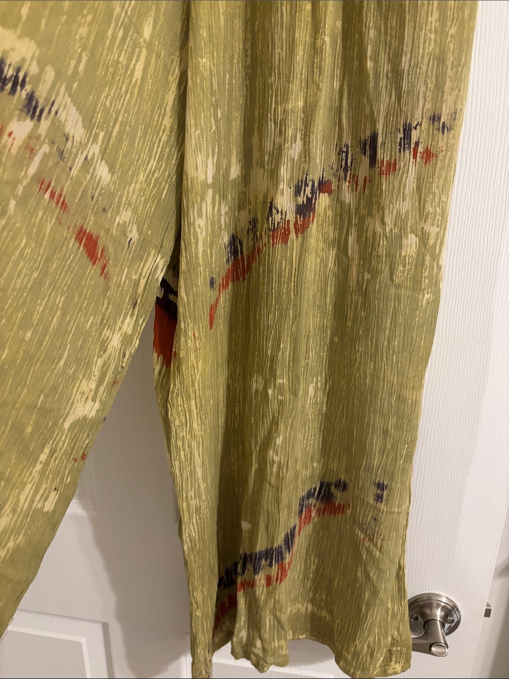 Olive Green Pleated Wide-Leg Palasso pants - Picture 4 of 7